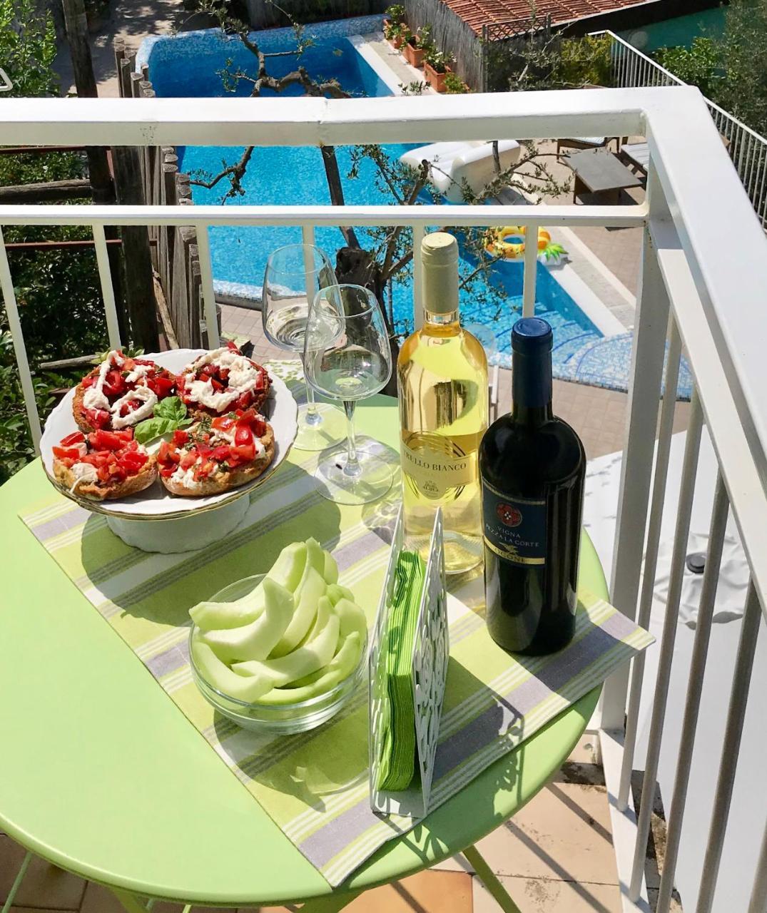 Villa Sorrento Flats Екстер'єр фото