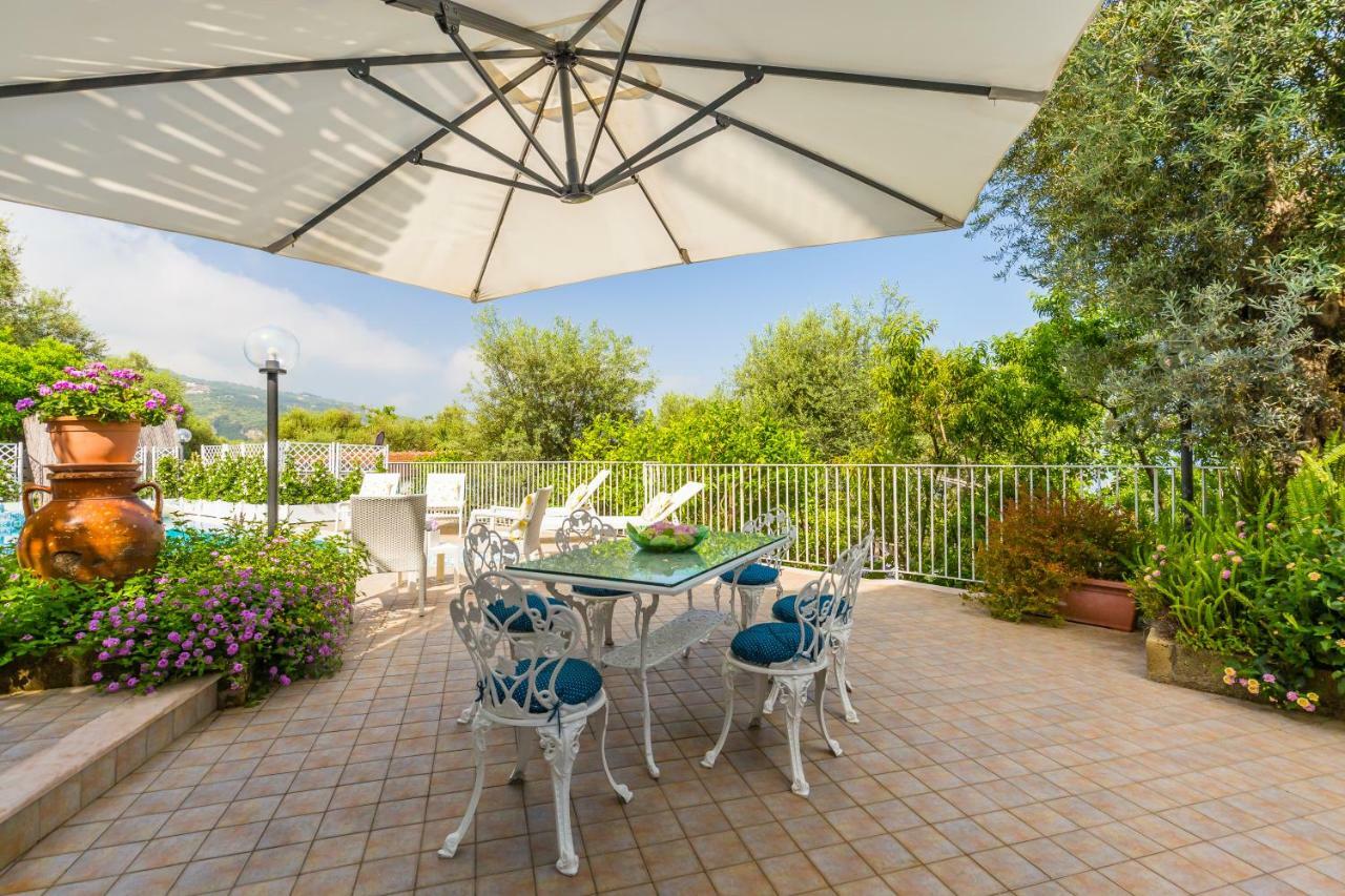 Villa Sorrento Flats Екстер'єр фото