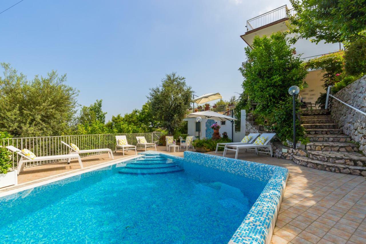 Villa Sorrento Flats Екстер'єр фото