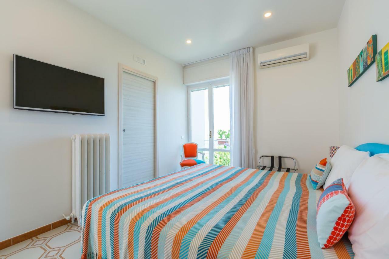Villa Sorrento Flats Екстер'єр фото